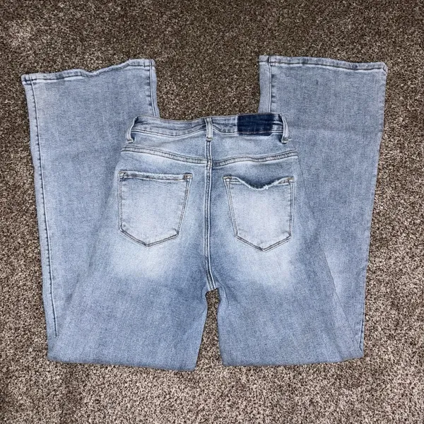 RISEN Women's Light Wash Flared Jeans Blue Stretch Mid Rise RDP5120 - Image 3