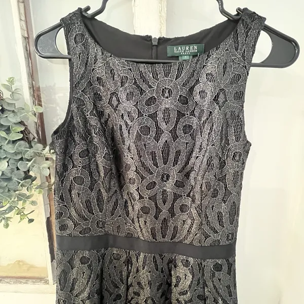 Lauren Ralph Lauren Black Metallic‎ Lace Classy Dress Size 4 pockets - Image 4