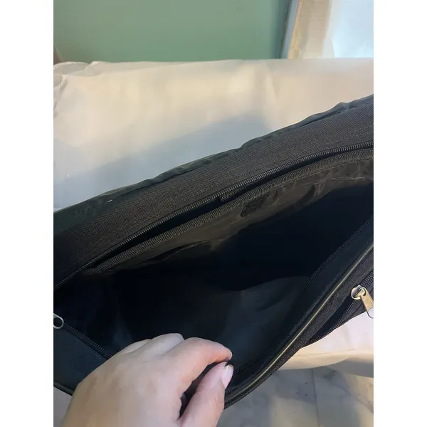 Overland Travelware Laptop Messenger Bag‎ Black - Image 6
