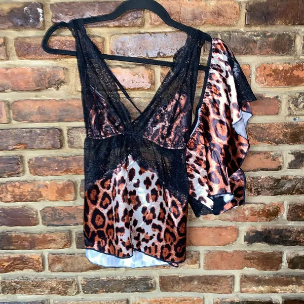 NWT Frederick's of Hollywood Leopard Satin Lace Cami Boyshort Panty Size Medium - Image 2