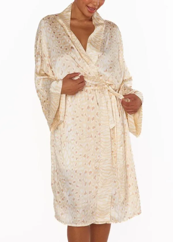 NWT SHOW ME YOUR MUMU The Harlow Robe in Animal Print - Image 5