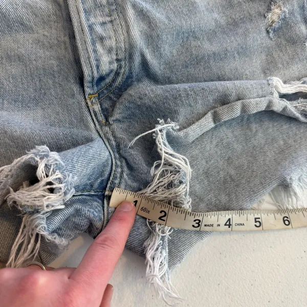AGOLDE Parker Distressed‎ Denim Cut Off Shorts Light Wash Blue size 26 - Image 10