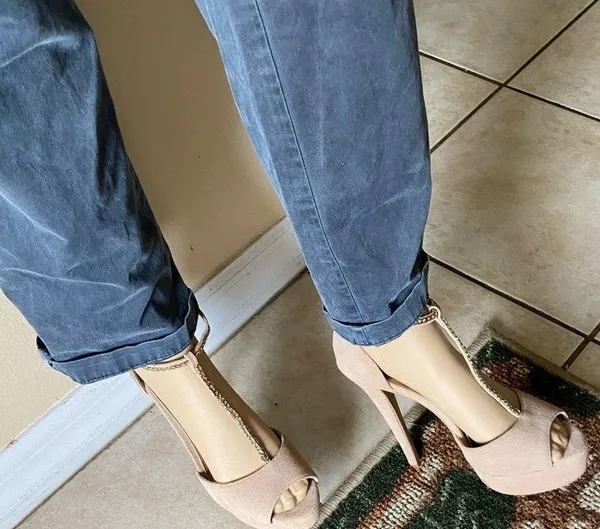 Steve Madden suede ankle & T strap 4 1/2” stiletto heel - Image 4