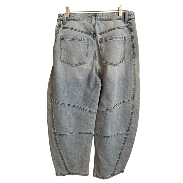 BCBGeneration barrel leg Jeans size 7 28 - Image 3