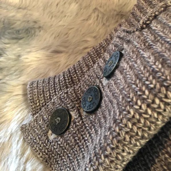 Knit button style ugg boots - Image 3