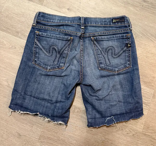 Citizens of humanity low waist cut off shorts - Image 8