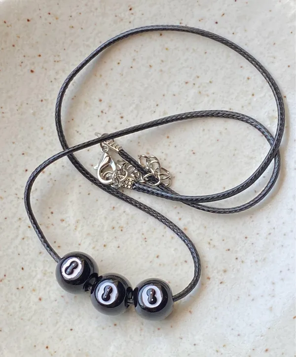 Handmade 8 ball grunge funky unisex necklace🎲8️⃣🖤 - Image 4