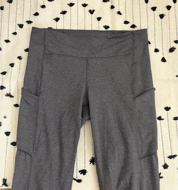 Lululemon Leggings Gray - Image 2