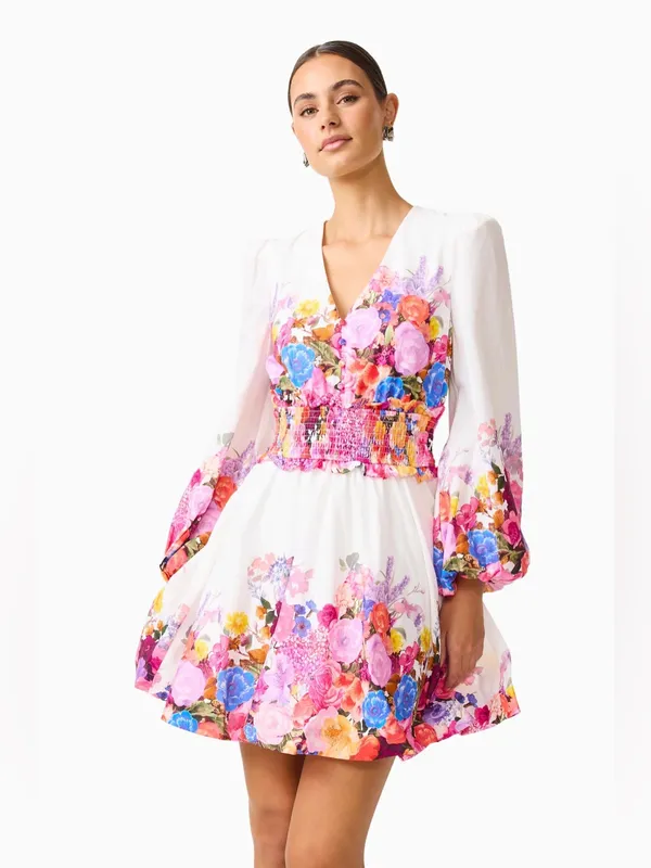 Elliatt Alice Long Sleeve Mini Dress in Ombre Floral $308 Size Small Vacation - Image 3