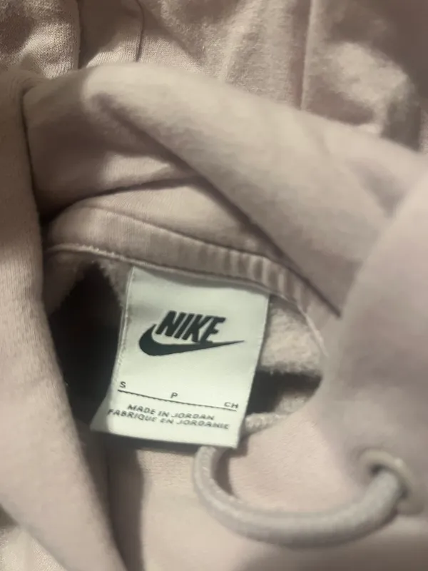 Nike hoodie - Image 2