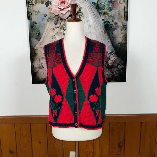 Gorgeous Vintage 1980s/90s Christopher & Banks Hand Embroidered Sweater Vest! - Image 2