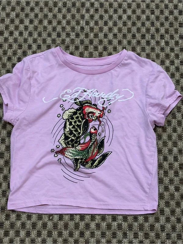 Women’s Ed Hardy Y2K Bubblegum Koi Fish Baby Tee Size Medium - Image 2