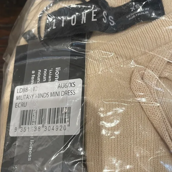NWT lioness military minds mini dress drawstring side xs ecru - Image 3