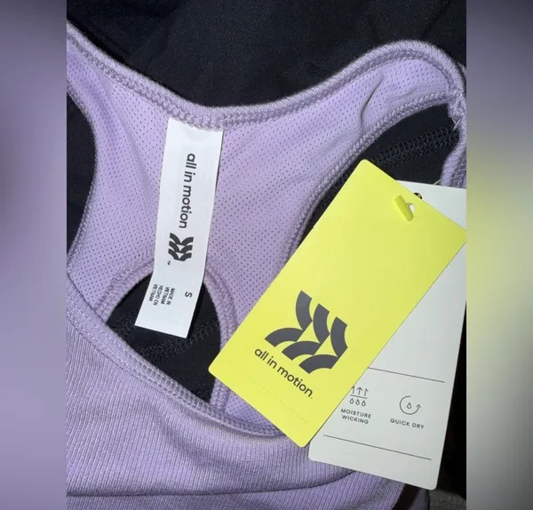NWT ALL IN MOTION women’s activewear top sz S ✨ - Image 3