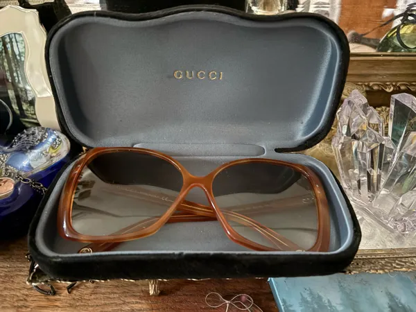 Gucci Cat-Eye Sunglasses - Image 7