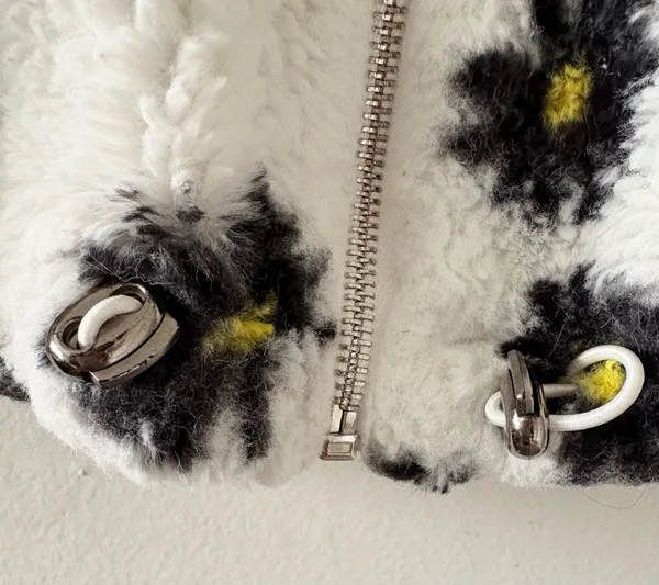 I Believe Women’s 2XL White/Black/Yellow Floral Sherpa Full Zip Jacket - Image 5
