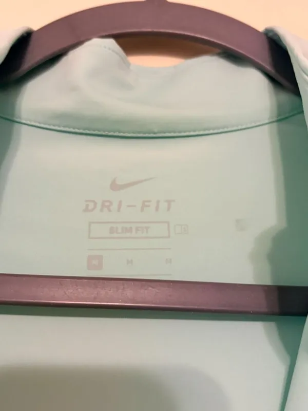 Nike Womens Dri-FIT UV Victory Long Sleeve Golf Top Mint Green Size Medium - Image 3