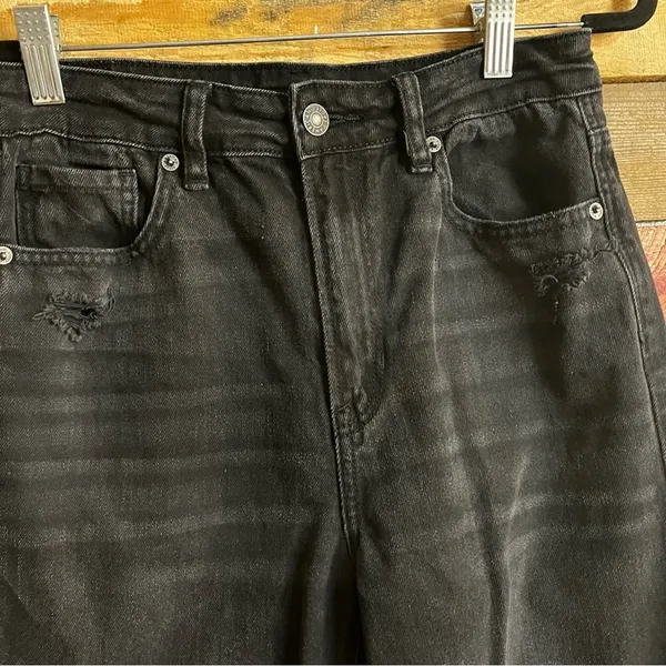 American Eagle Black Distressed‎ Mom Jeans Size 4 - Image 3