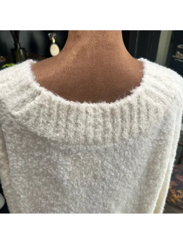 Aerie Teddy V-Neck Bouclé Sweater – Size Large – Cozy Texture & Relaxed Fit - Image 10