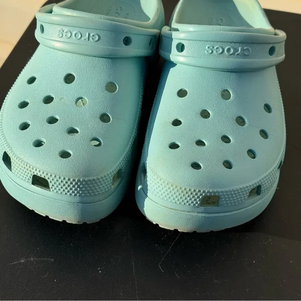 Crocs Women's Classic Clog - Light Blue Size 8 - Image 2