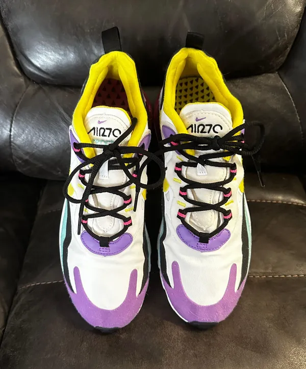 Nike Air Max 270 React Shoes - Image 3