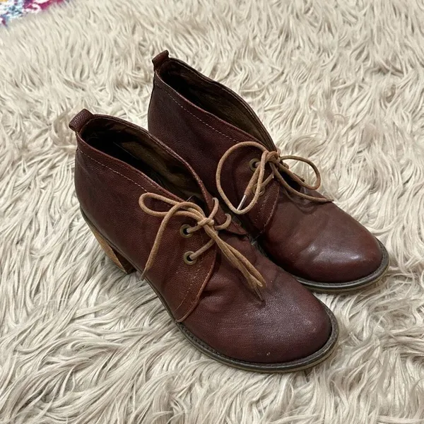 Jeffrey campbell boxxy leather boots size 8.5 - Image 3