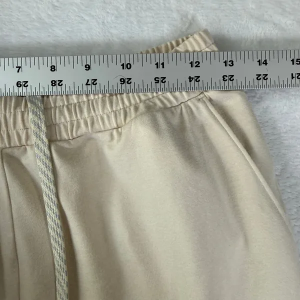 Vuori Women Beige Performance Knit Cargo Jogger Pants Drawstring‎ Waist M - Image 3