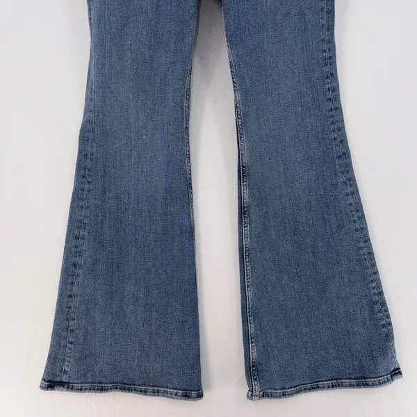 FP We The Free Jayde Flare Denim Jumpsuit Blue Zip Front Retro Romper Size L - Image 3