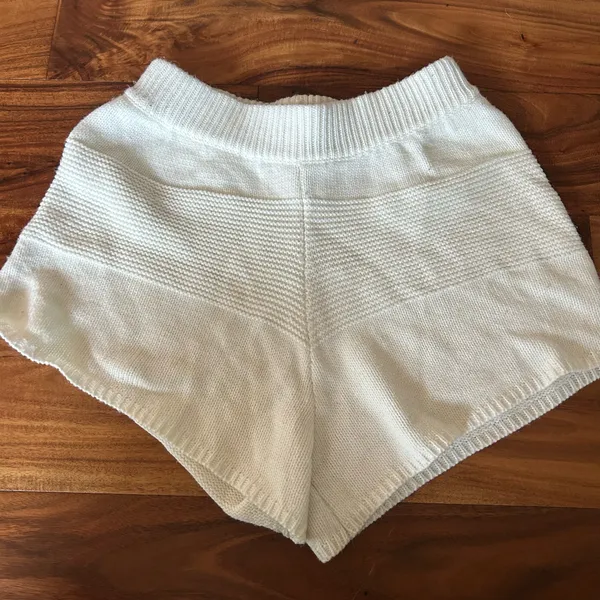 Beginning Boutique Cream Sweater Short Set - Image 8
