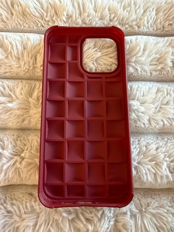 Red Woven Phone Case - Image 2