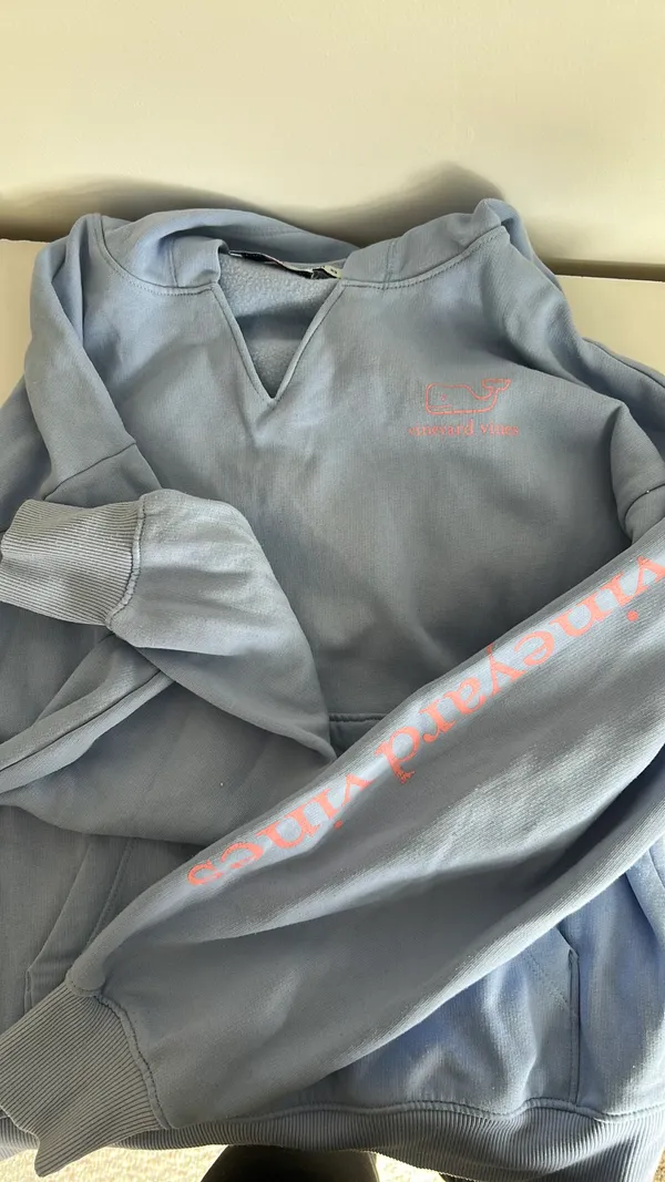 Vineyard Vines Hoodie - Image 2