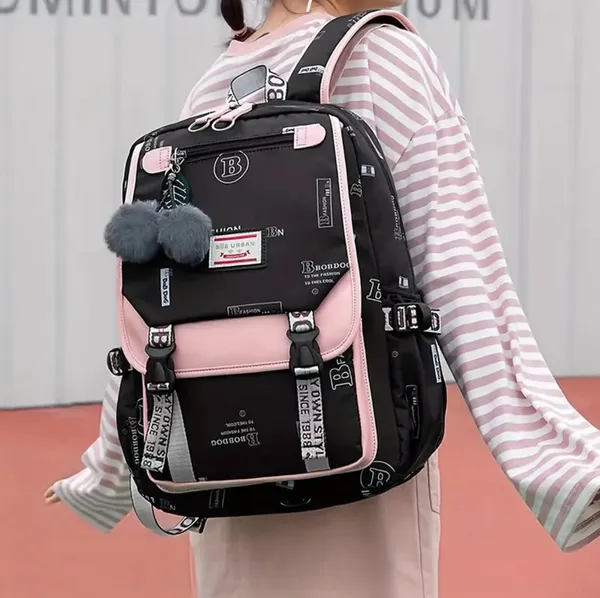 Bob Urban NWT Casual, Lightweight And Large Capacity School Bag - Image 7