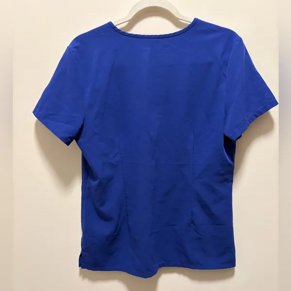 Figs Casma Three Pocket Top Sapphire Size Small - Image 2