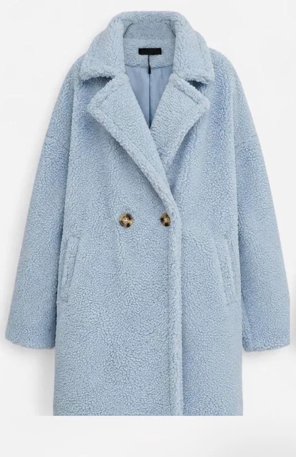 PrettyLittleThing Light Blue Teddy Bear Coat - Size US 10 / UK 14 🧥✨ - Image 4