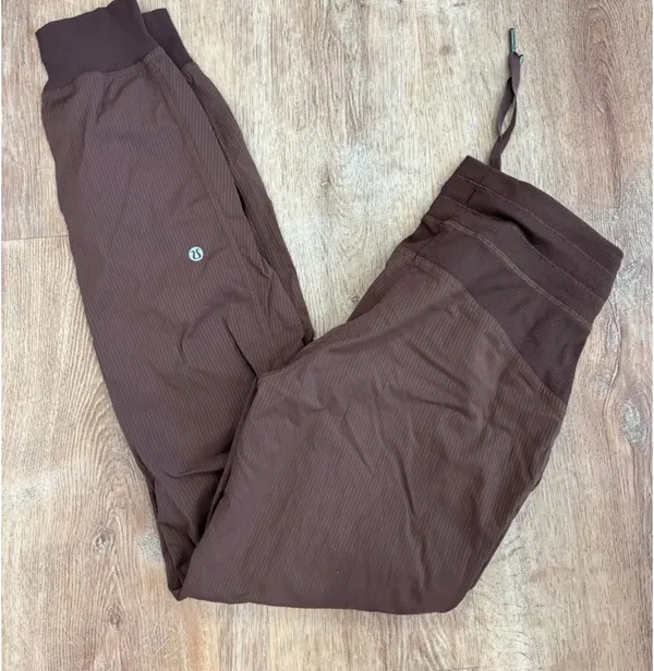 Lululemon Joggers - Image 4