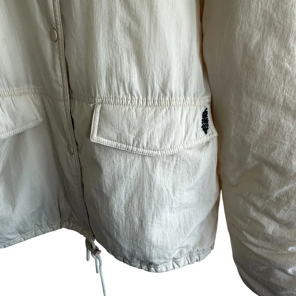 Free People Movement Puffer Jacket Sz M Off The Bleachers Coaches Beige Logo - Image 9