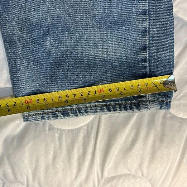 Levi’s 550 Denim Relaxed Fit. Waist:36 ,Inseam: 27 inches - Image 7