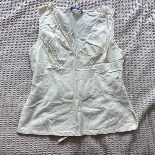 Brandy Melville Rafaela Top - Image 2