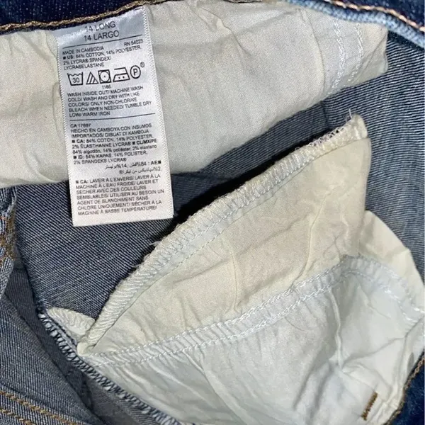 Old Navy Mid-Rise Jeans(Size 14Long) - Image 6