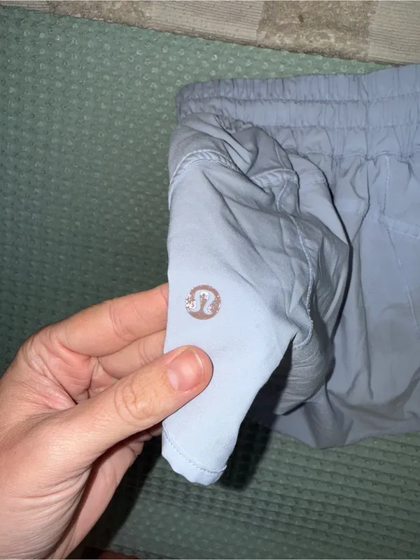 Lululemon Track That Mid-Rise Lined‎ Short 5" Blue Linen size 0 - Image 4