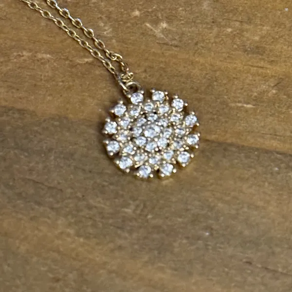 Dainty gold tone pave snowflake pendant necklace - Image 3