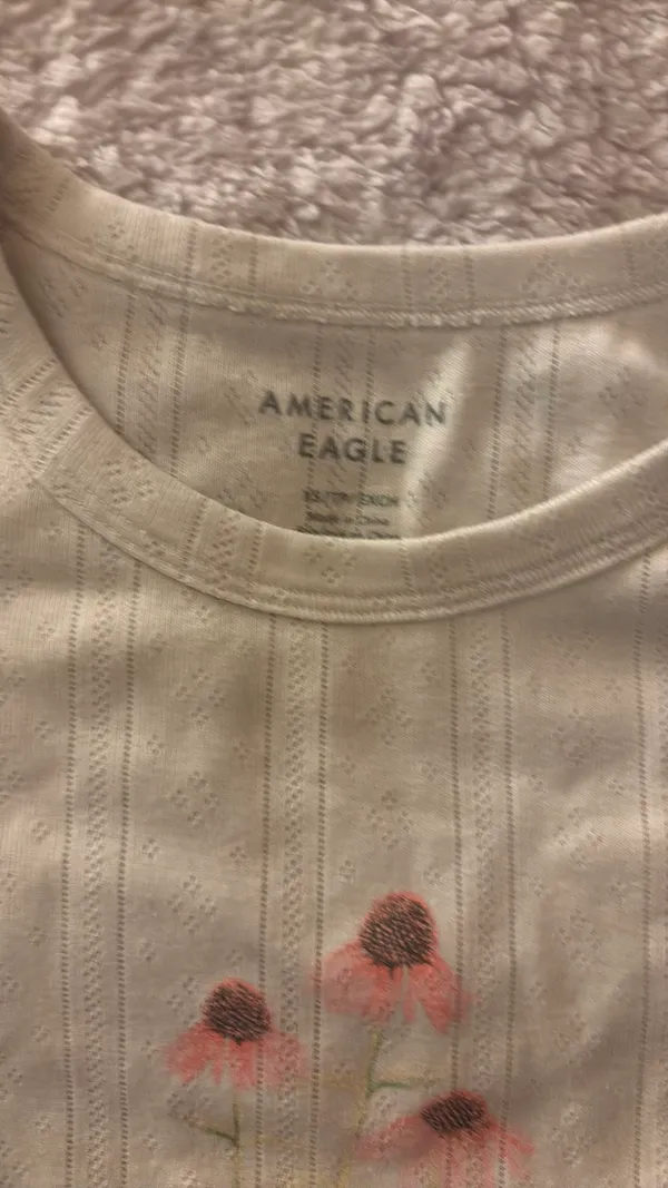 American Eagle Graphic Tee - Image 3