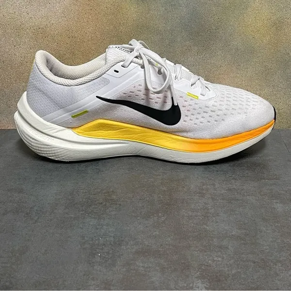 Nike Zoom Winflo 10 Women's White Running Shoes Size 8.5M - Image 12