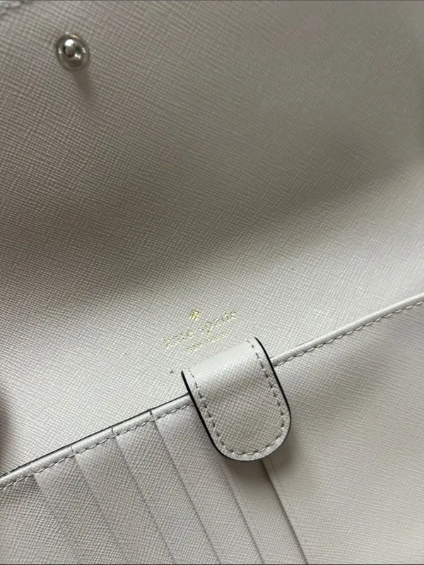 kate spade Black and Cream Bi-Color Saffiano Wallet no strap - Image 3