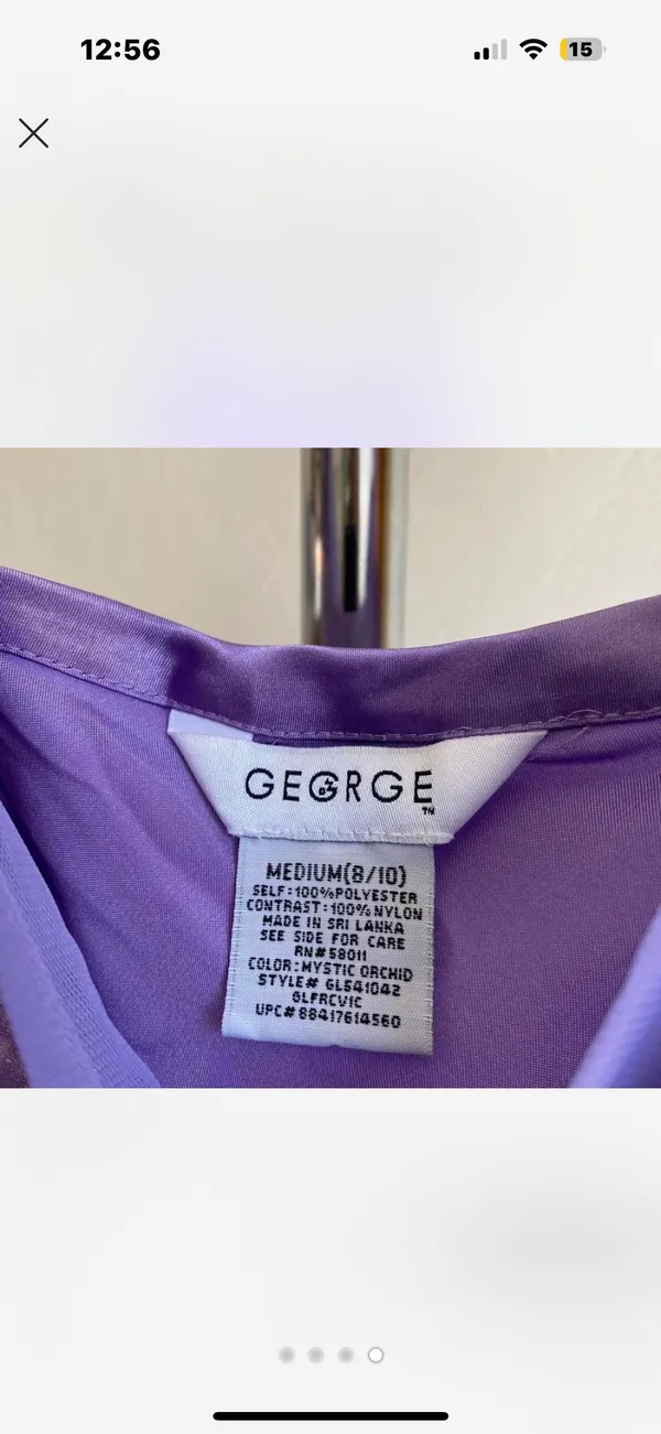 Purple satin cami top with a cute v neck Size M - Image 4