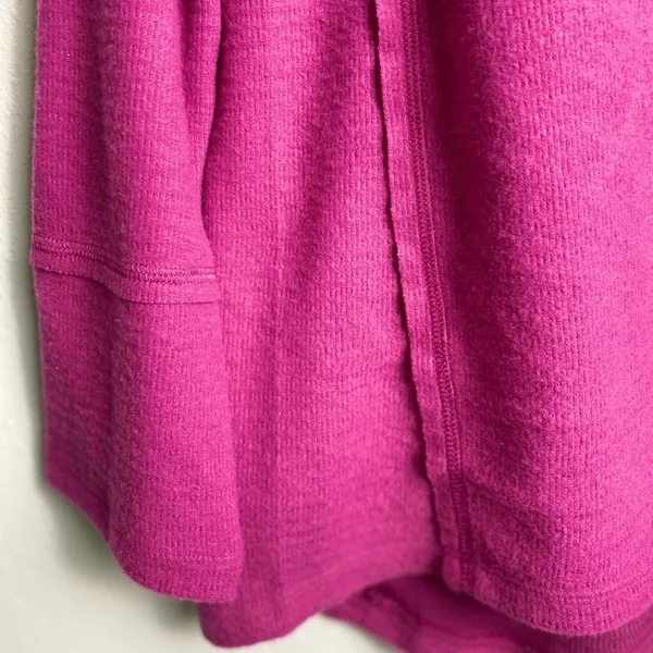 NWT Wildfox Pink Brushed Waffle Knit Sherpa Pullover Sweater Medium - Image 7