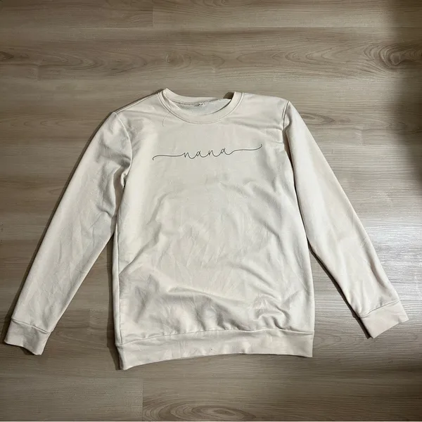 Nana‎ Sweatshirt Beige M Women Graphic Casual Gift Cozy Comfortable Soft Grandma - Image 9