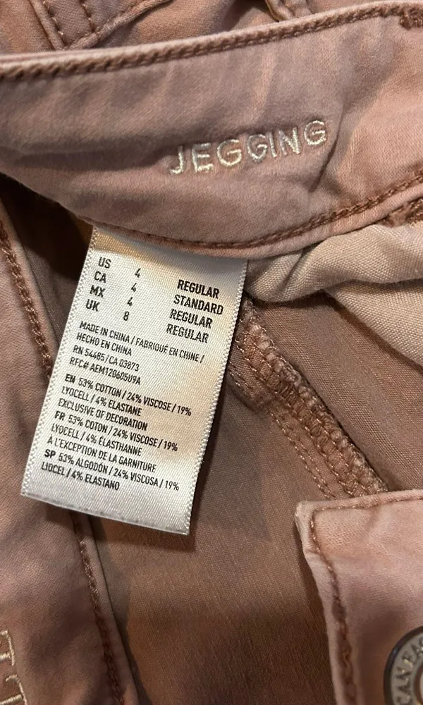 American Eagle Women's Pink Skinny Jeggings, size 4 - Image 4