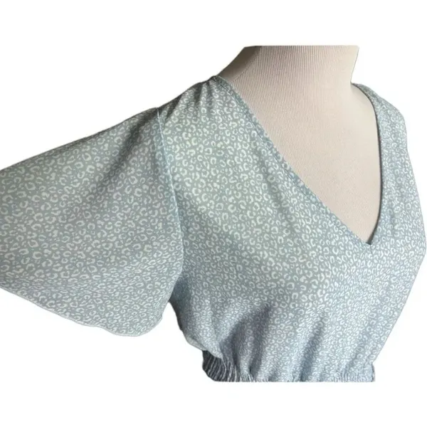 Womens Altar’d State Baby Blue Tiered Ditsy Floral Print Flutter Dress - Sz L - Image 3