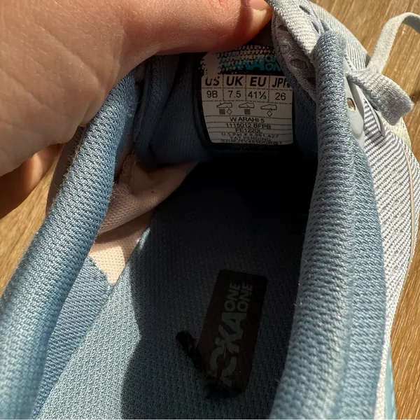 Hoka Arahi 5 Running Shoes in Blue Fog/Provincial Blue with Pink Details Size 9B - Image 11